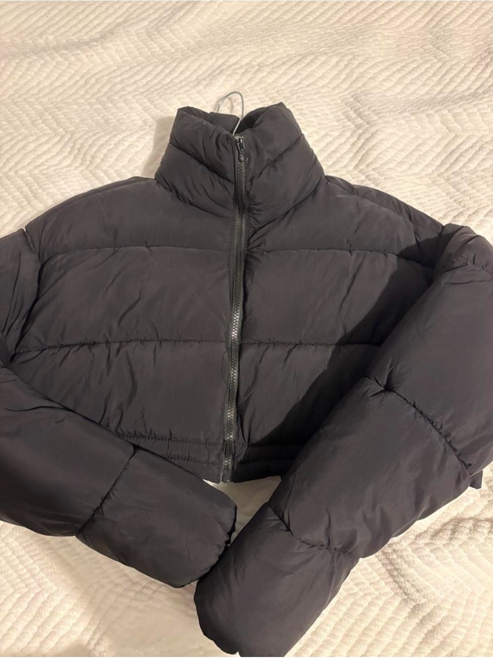 Forever 21 Black Cropped Puffer Jacket